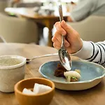 Le Saltimbanque - Du Moulin Couette-café