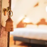 Le Saltimbanque - Du Moulin 4*