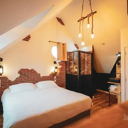 Le Saltimbanque - Du Moulin 4*