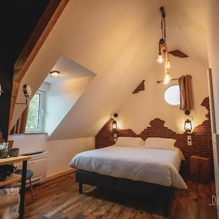 Alojamento de Acomodação e Pequeno-almoço Le Saltimbanque - Du Moulin