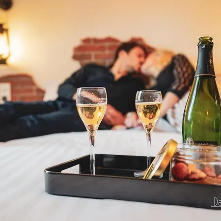 Couette-café Le Saltimbanque - Du Moulin