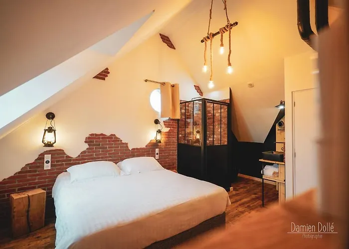 Le Saltimbanque - Du Moulin 4*