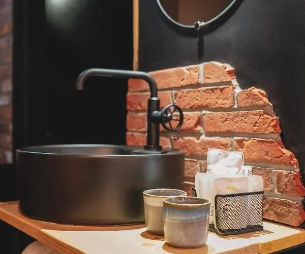 Couette-café Le Saltimbanque - Du Moulin 4*