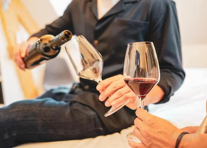 Le Saltimbanque - Du Moulin Couette-café