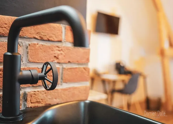 Couette-café Le Saltimbanque - Du Moulin